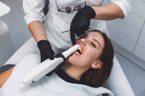 Best Broken or Cracked Tooth Emergency Dentist in Lton, IN